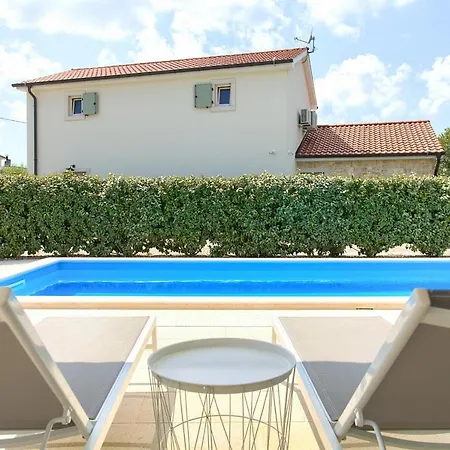 Casa Ulika
