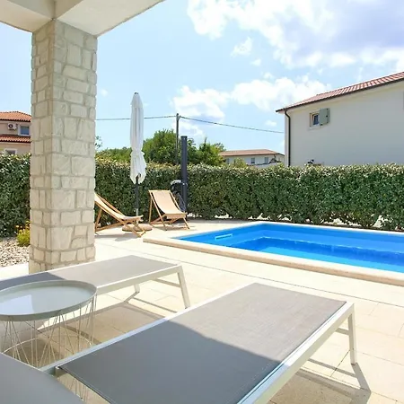 Casa Ulika فيلة