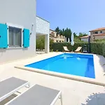 Casa Ulika ヴィラ *