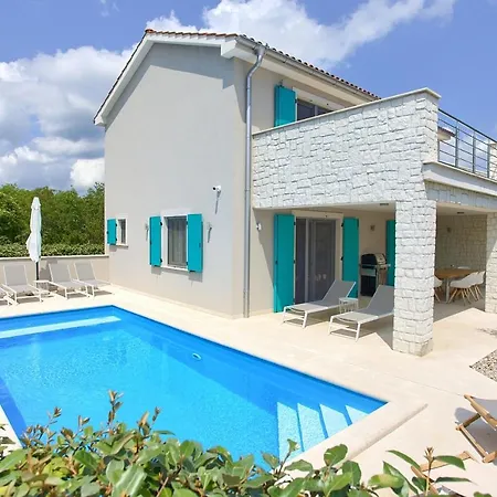 Casa Ulika Rasopasno