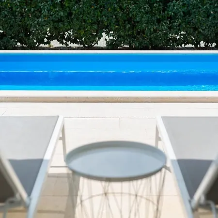 וילה Casa Ulika *